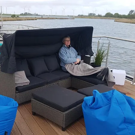 Hausboot Meerzeit * Schillig
